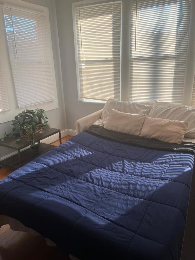 Three Bed One Bath Apt 25 Mins To Nyc Belleville Εξωτερικό φωτογραφία