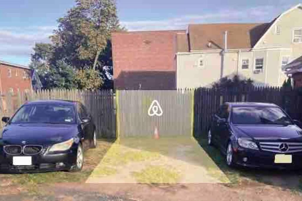 Three Bed One Bath Apt 25 Mins To Nyc Belleville Εξωτερικό φωτογραφία